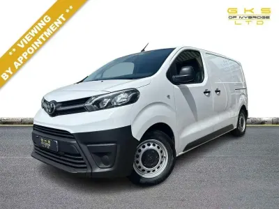 Usado Toyota Proace Active 120 HP (88 kW) 2023 Branco Monovolume