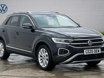 Used VW T-Roc Style 150 HP (110 kW) 2025 Black SUV
