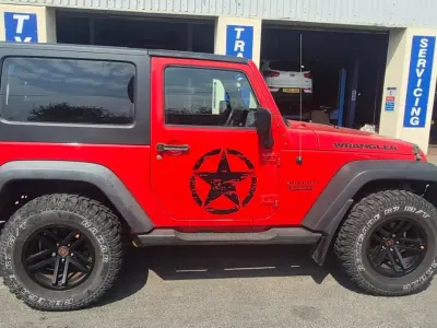 Begagnad Jeep Wrangler Sport 2008 Röd SUV