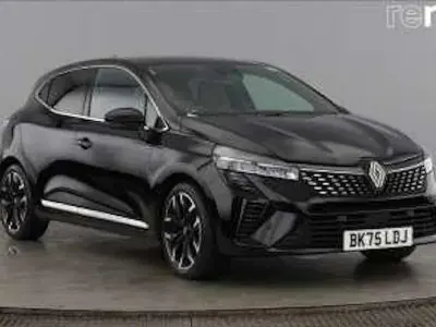 Used Renault Clio Techno 143 HP (105 kW) 2025 Metallic  diamond black  Hatchback