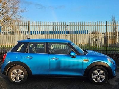 Used Mini ONE Hatch 102 HP (75 kW) 2015 Blue Hatchback