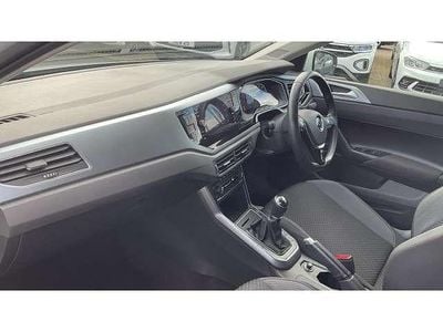 Used VW Polo Active 95 HP (69 kW) 2021 White Hatchback