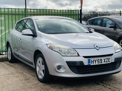 Used Renault Mégane Dynamique 110 HP (80 kW) 2009 Silver Hatchback