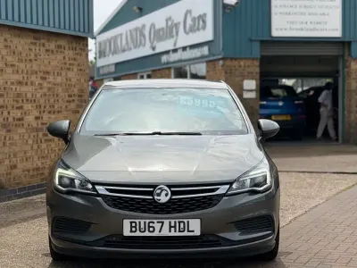 Used Vauxhall Astra 125 HP (91 kW) 2017 Grey Hatchback