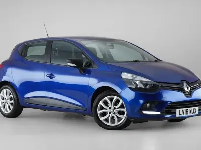 Used Renault Clio Play 75 HP (55 kW) 2018 Hatchback
