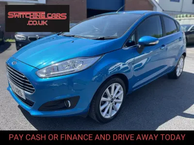 Used Ford Fiesta Titanium 101 HP (74 kW) 2015 Blue Hatchback