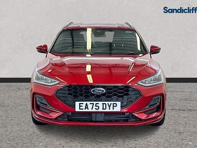 Second-hand Ford Focus ST-Line 155 CP (114 kW) 2024 Roșu Break
