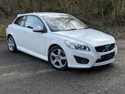 Used Volvo C30 R-Design 145 HP (106 kW) 2012 White Hatchback