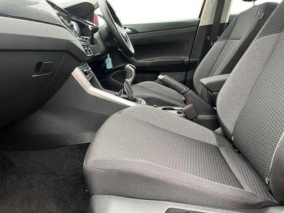 Used VW Polo Life 80 HP (58 kW) 2023 Red Hatchback