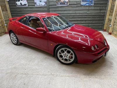 Used Alfa Romeo GTV Lusso 2004 Red Coupe