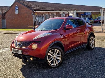Red Used 2013 Nissan Juke Tekna SUV | £1,995 (A bit pricey)