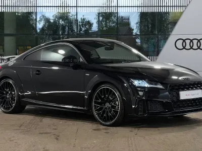 Usado Audi TT Black Edition 197 HP (144 kW) 2021 Preto Coupé