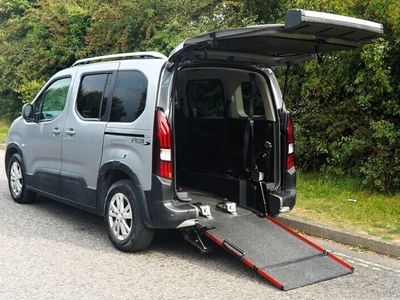 used Peugeot Rifter 3 Seat Auto Wheelchair Accessible Disabled Access Ramp Car