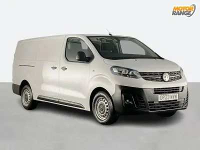 Używany Vauxhall Vivaro 100 KM (73 kW) 2023 Biały Minivan