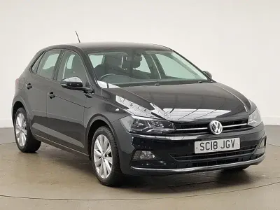 Usado VW Polo SEL 115 CV (84 kW) 2018 Negro Utilitario
