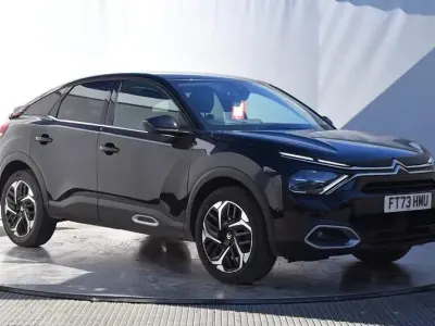 Używany Citroën C4 PureTech 2023 Czarny SUV