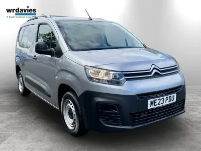 Used Citroën Berlingo 100 HP (73 kW) 2023 Grey MPV