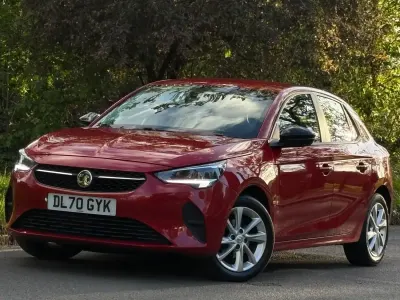 Używany Vauxhall Corsa 75 KM (55 kW) 2020 Czerwony Hatchback