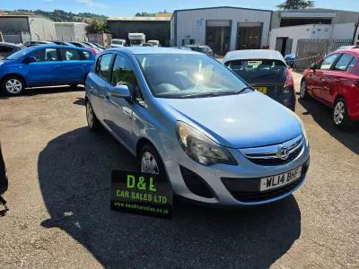 Used Vauxhall Corsa Design Edition 2014 Blue Hatchback