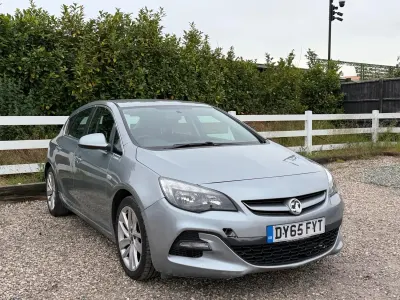 Used Vauxhall Astra 115 HP (84 kW) 2015 Silver Hatchback
