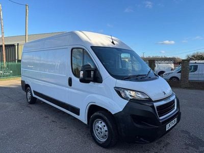 White Used 2021 Peugeot Boxer Van | £8,995 (Fair price)