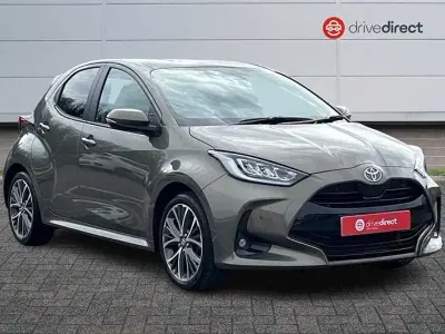 Second-hand Toyota Yaris Hybrid 2024 Maro Hatchback