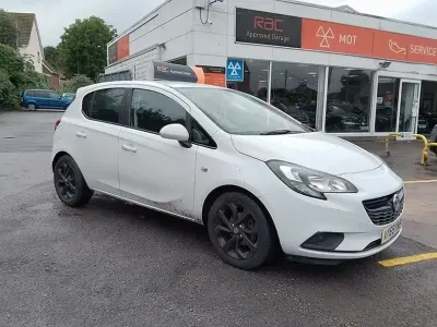 Used Vauxhall Corsa 75 HP (55 kW) 2019 White Hatchback