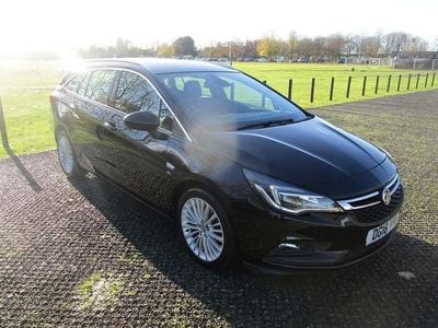 Black Used 2018 Vauxhall Astra Elite Estate | £6,995 (Fair price)