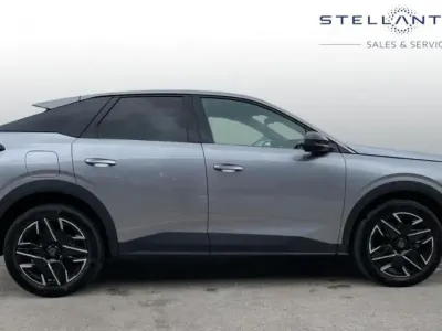 Käytetty Peugeot 3008 Allure 134 HP (98 kW) 2025 Harmaa Katumaasturi