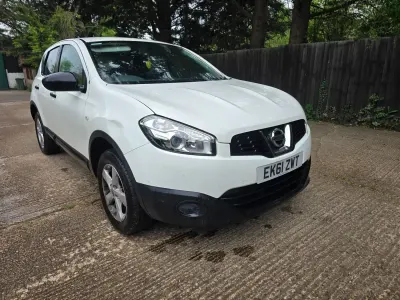 Second-hand Nissan Qashqai Visia 110 CP (80 kW) 2011 Alb SUV