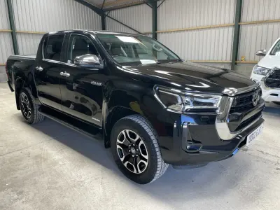 Używany Toyota HiLux 150 KM (110 kW) 2022 Czarny Pickup