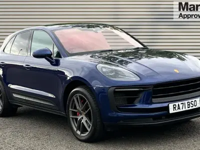 Used Porsche Macan 380 HP (279 kW) 2022 Blue SUV