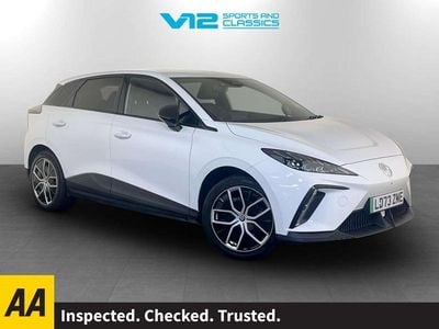 Used MG MG4 EV Trophy 63 kW (87 HP) 2023 White Hatchback