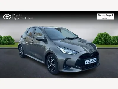Used Toyota Yaris Hybrid Design 2024 Bronze Hatchback