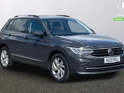 Gebraucht VW Tiguan Life 150 PS (110 kW) 2023 SUV