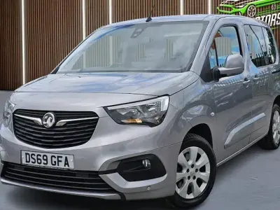 Used Vauxhall Combo 131 HP (96 kW) 2020 MPV