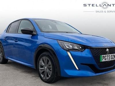 Peugeot e-208