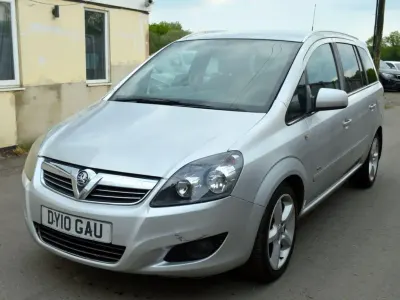 Używany Vauxhall Zafira SRi 140 KM (102 kW) 2010 Srebrny Minivan