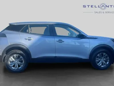 Begagnad Peugeot 2008 Active Premium 100 HK (73 kW) 2022 Grå SUV