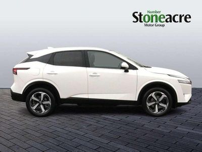 Used Nissan Qashqai N-Connecta 140 HP (102 kW) 2024 White SUV
