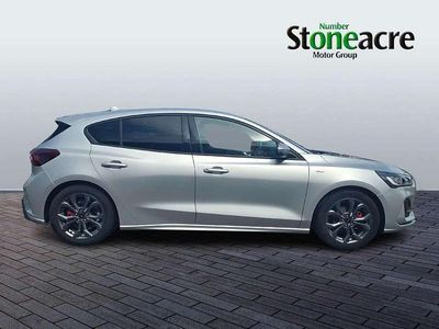 Używany Ford Focus ST-Line 125 KM (91 kW) 2024 Srebrny Hatchback