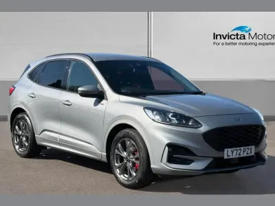 Używany Ford Kuga ST-Line 150 KM (110 kW) 2023 Srebrny SUV