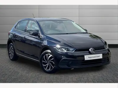 Used VW Polo Life 95 HP (69 kW) 2022 Deep black Hatchback