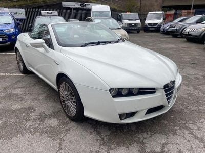 Used Alfa Romeo Spider 200 HP (147 kW) 2008 White Cabriolet