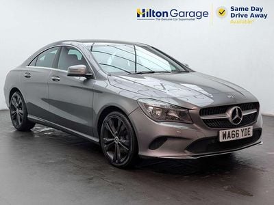 Begagnad Mercedes CLA180 2017 Grå Sedan