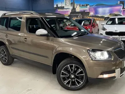 Używany Skoda Yeti Elegance 140 KM (102 kW) 2014 Brązowy SUV