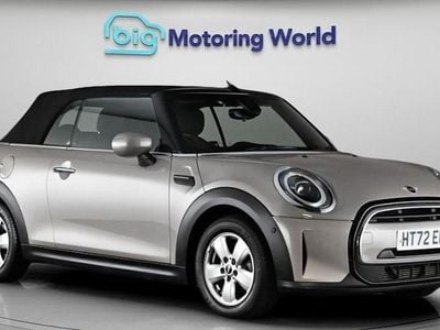Usado Mini Cooper Cabriolet Classic 136 HP (100 kW) 2022 Cinzento Cabrios