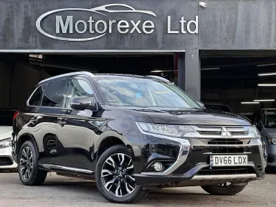 Begagnad Mitsubishi Outlander P-HEV