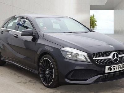 Begagnad Mercedes A180 AMG line 109 HK (80 kW) 2017 Svart Halvkombi