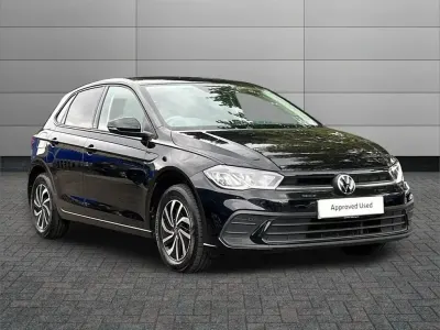 Used VW Polo Life 95 HP (69 kW) 2023 Black Hatchback